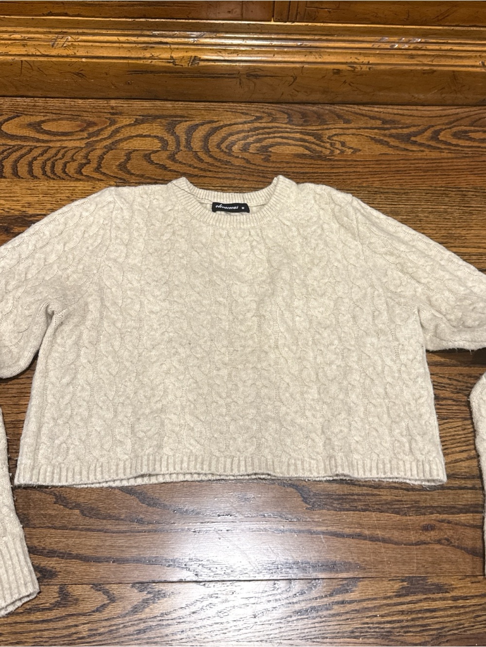 Cropped Cable-Knit Sweater in Cream